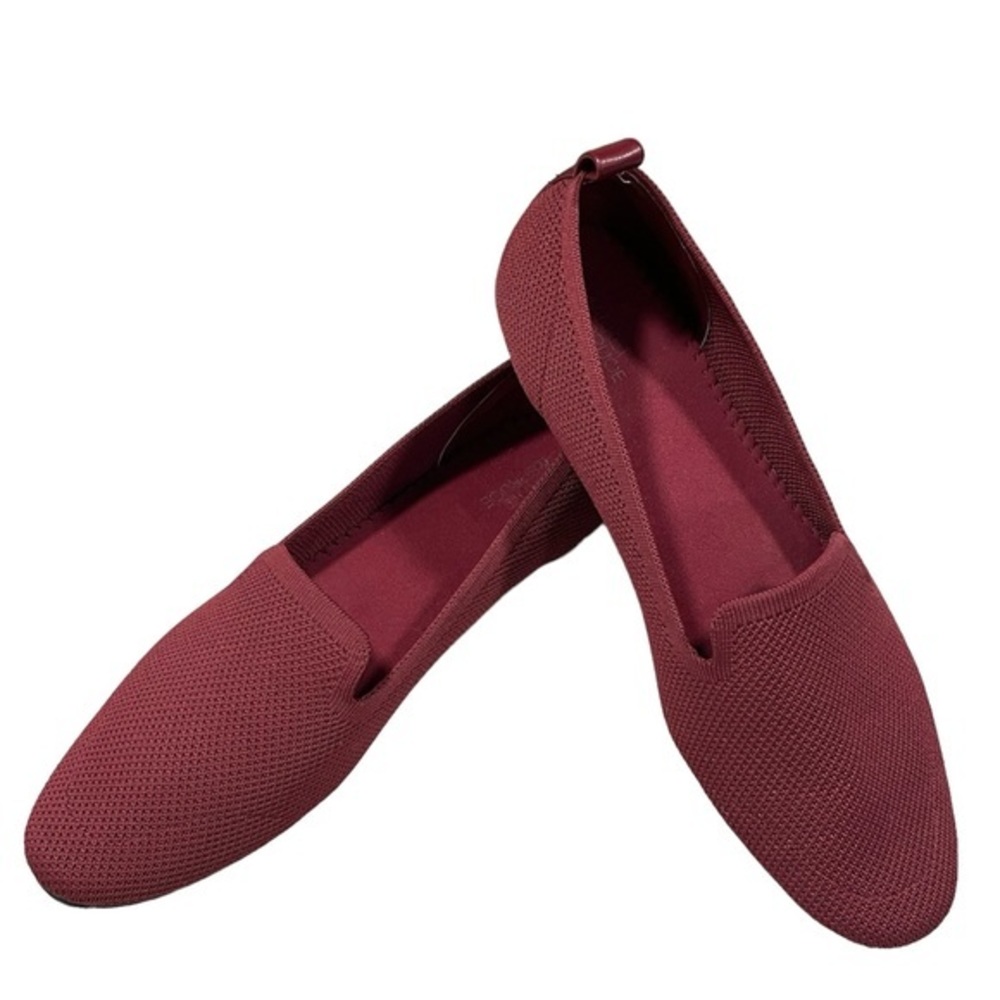 Slip-On Knit Flats in Wine